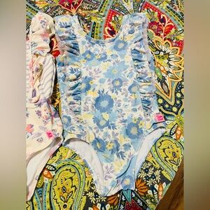 Ruffle butts 4t girls bathing suit. Sold as a set.